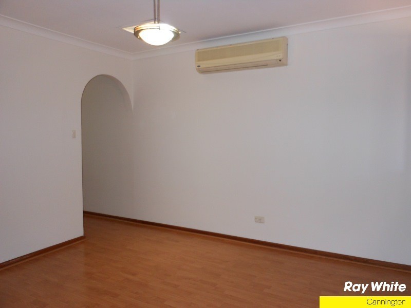 10/9-11 Mallard Way, Cannington WA 6107