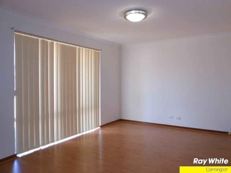 10/9-11 Mallard Way, Cannington WA 6107