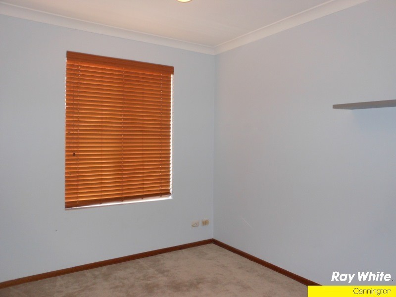 10/9-11 Mallard Way, Cannington WA 6107