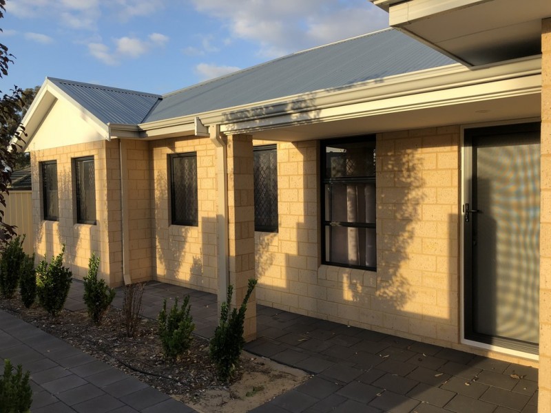 3A Ellam St, St James WA 6102