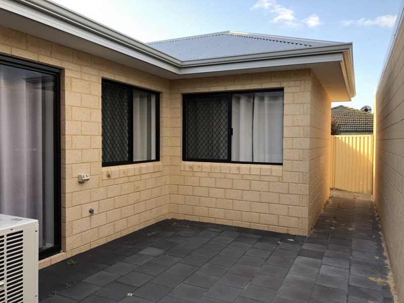 3A Ellam St, St James WA 6102