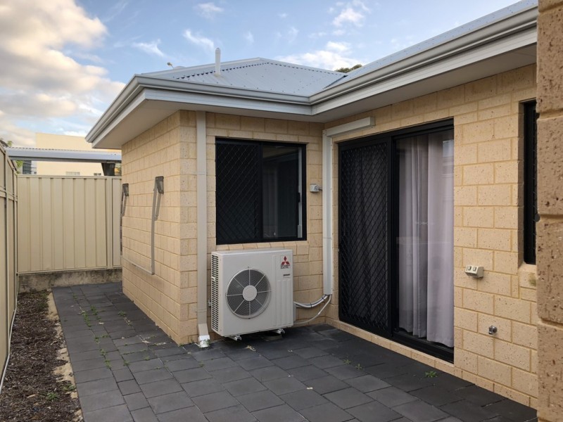 3A Ellam St, St James WA 6102