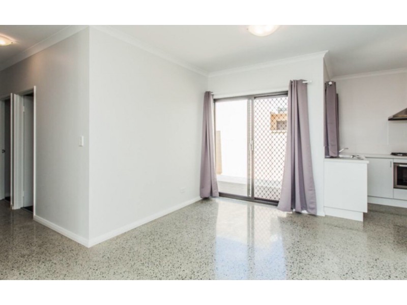 3A Ellam St, St James WA 6102