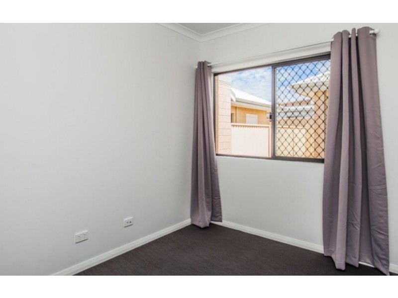 3A Ellam St, St James WA 6102