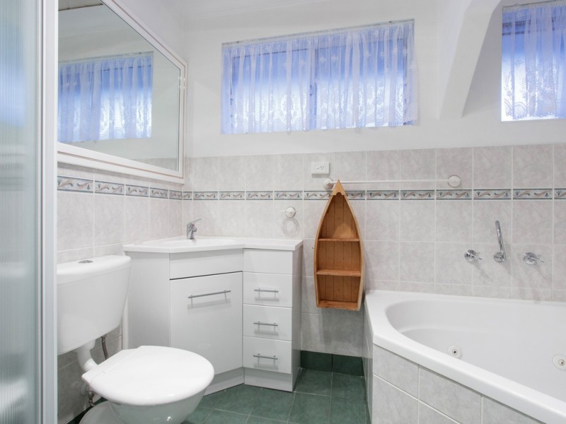 31 Salisbury Street, St James WA 6102