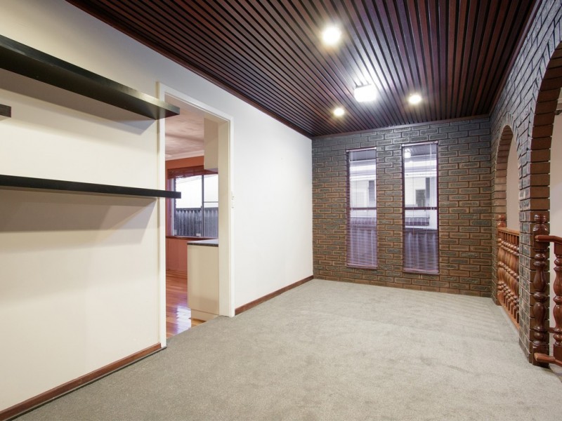 31 Salisbury Street, St James WA 6102