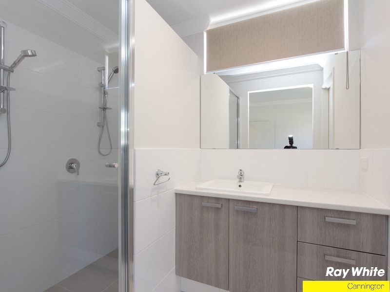 1/138-140 Gibbs Street, East Cannington WA 6107