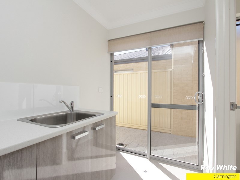 1/138-140 Gibbs Street, East Cannington WA 6107