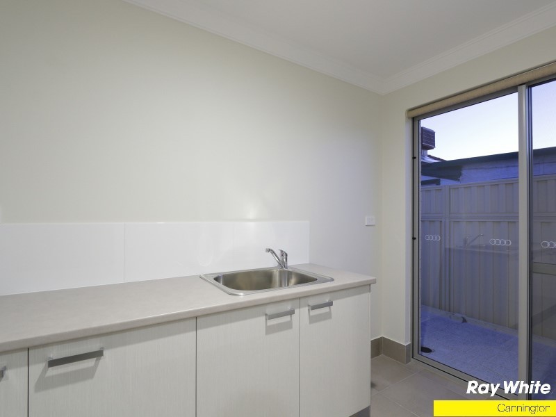 2/138-140 Gibbs Street, East Cannington WA 6107