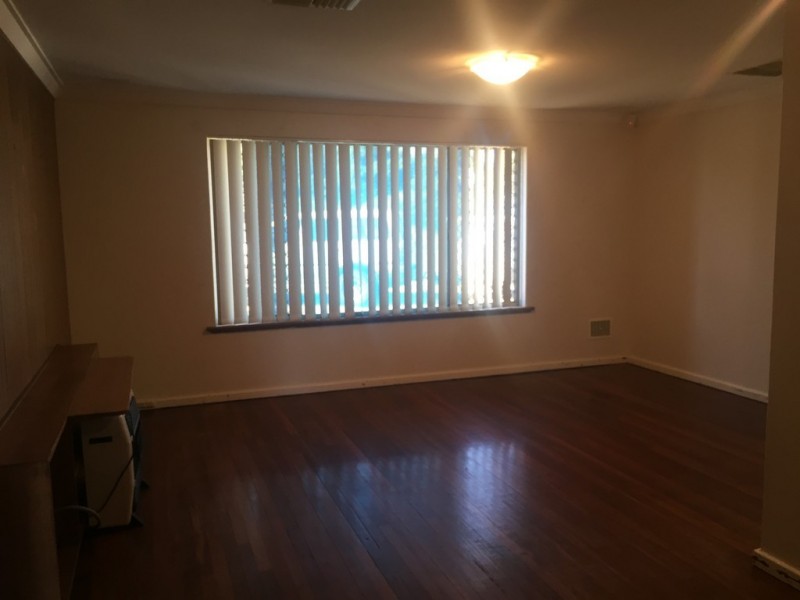 163 Nicholson Road, Lynwood WA 6147