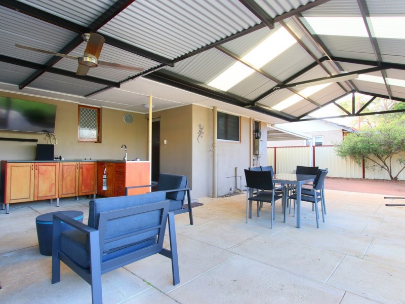 10 Letsom Way, Langford WA 6147