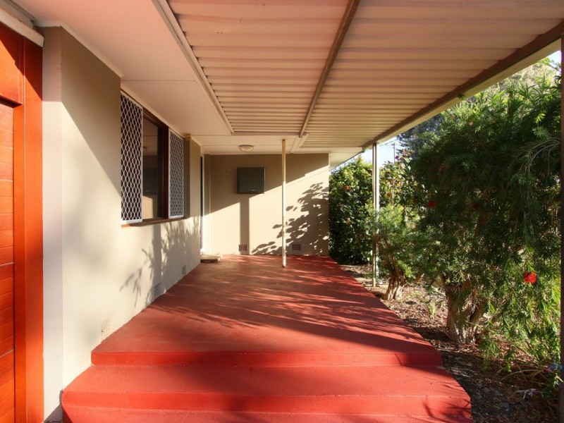 10 Letsom Way, Langford WA 6147