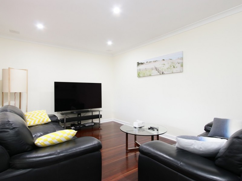 10 Letsom Way, Langford WA 6147