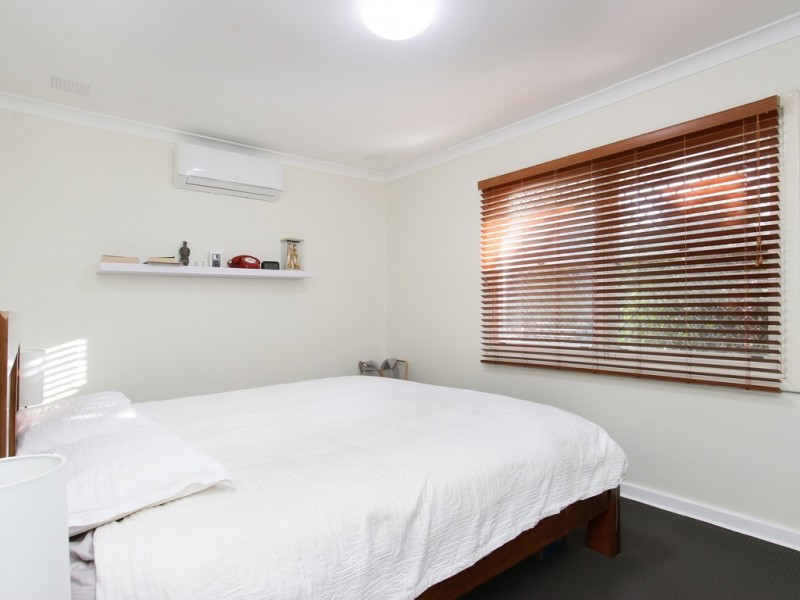 10 Letsom Way, Langford WA 6147