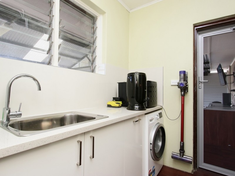 10 Letsom Way, Langford WA 6147