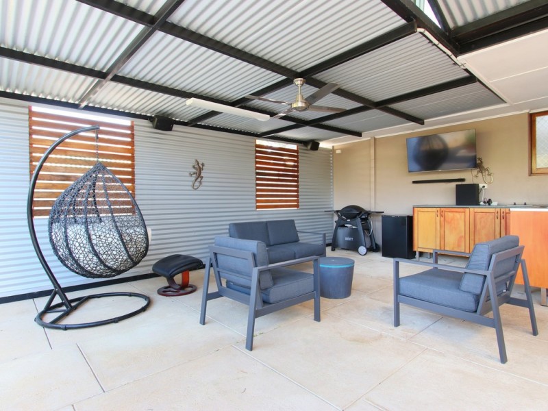 10 Letsom Way, Langford WA 6147