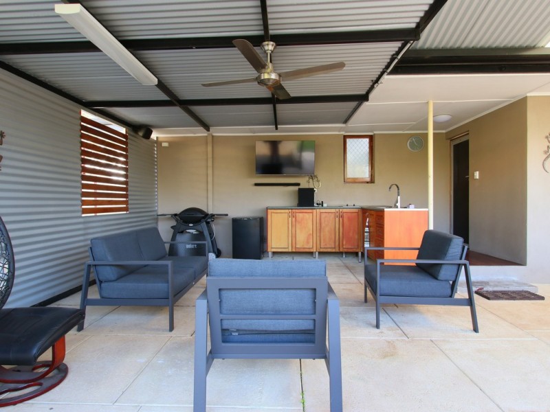 10 Letsom Way, Langford WA 6147