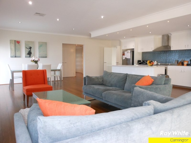 35 Katrine Parade, Canning Vale WA 6155
