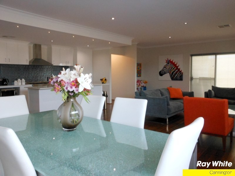 35 Katrine Parade, Canning Vale WA 6155