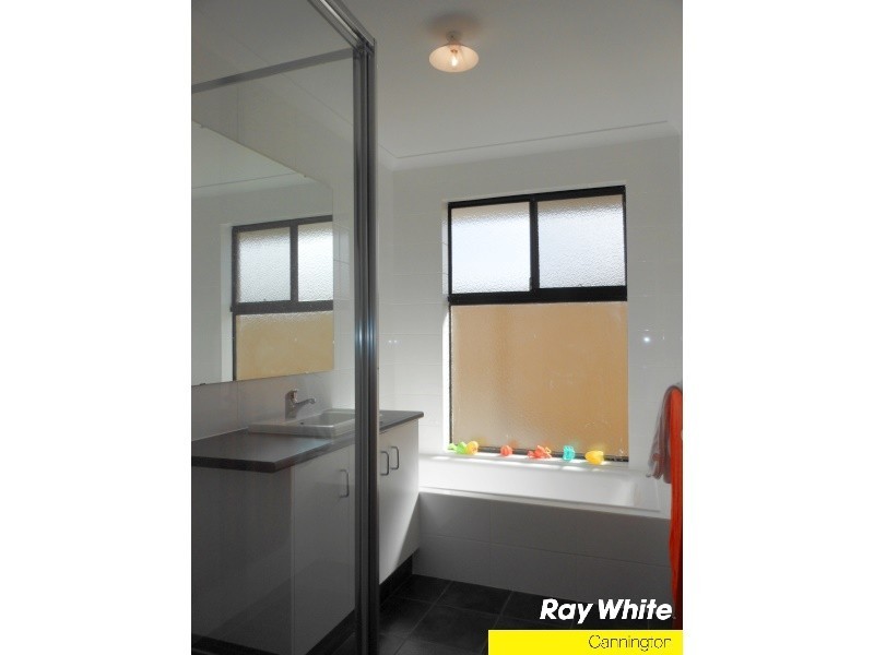 35 Katrine Parade, Canning Vale WA 6155