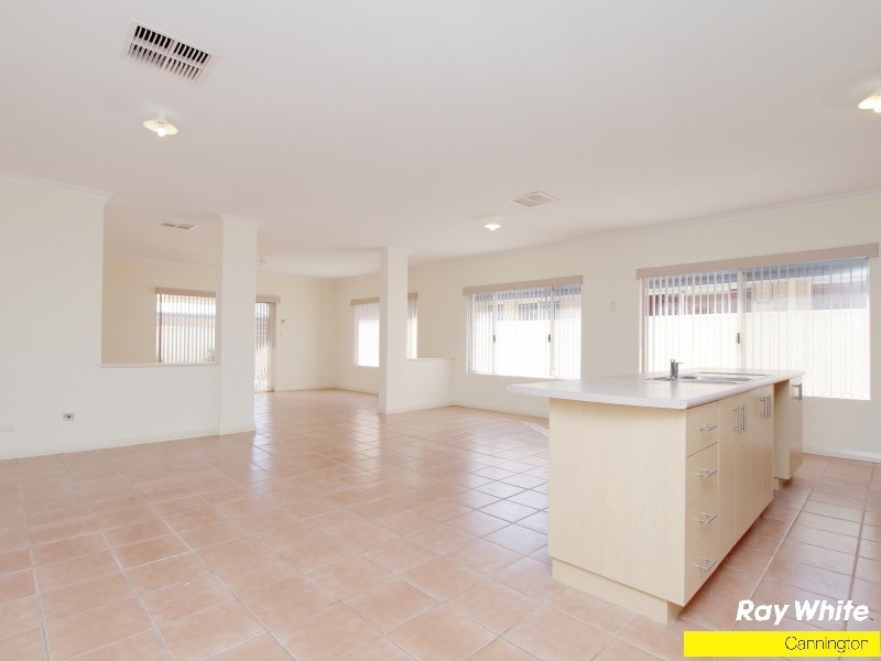 5 Wagtail Lane, East Cannington WA 6107