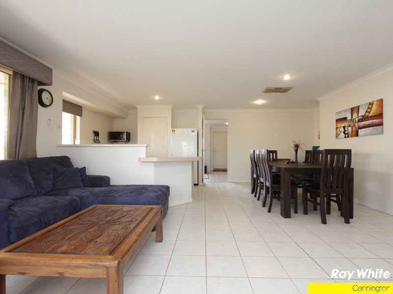 14 Holton Way, Cannington WA 6107