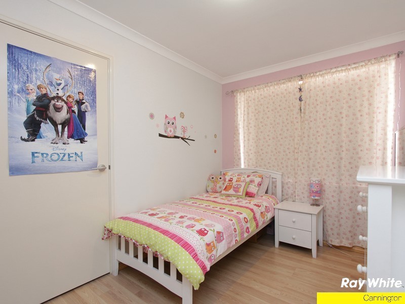 14 Holton Way, Cannington WA 6107