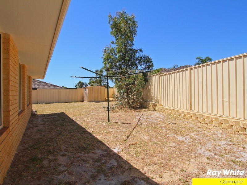 54 Nyandi Court, Thornlie WA 6108