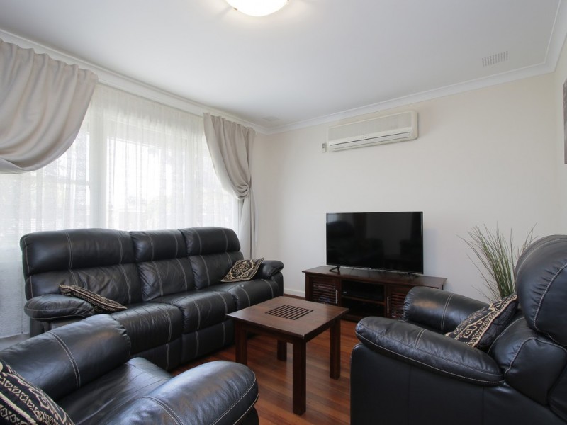 15 Letsom Way, Langford WA 6147