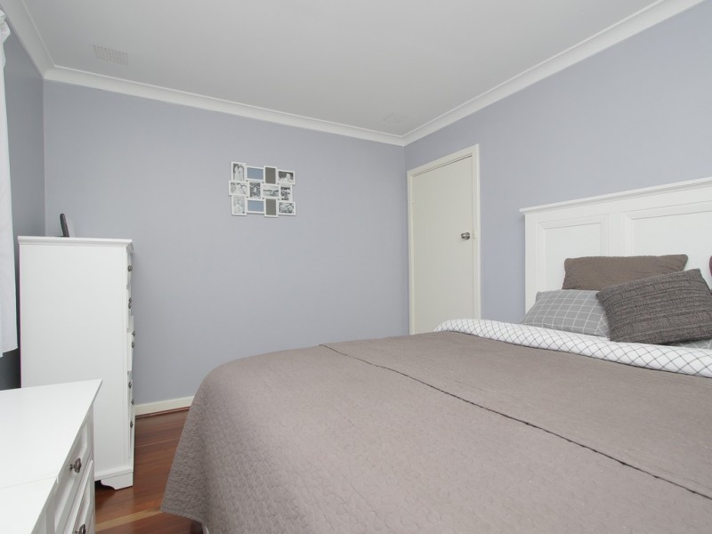 15 Letsom Way, Langford WA 6147
