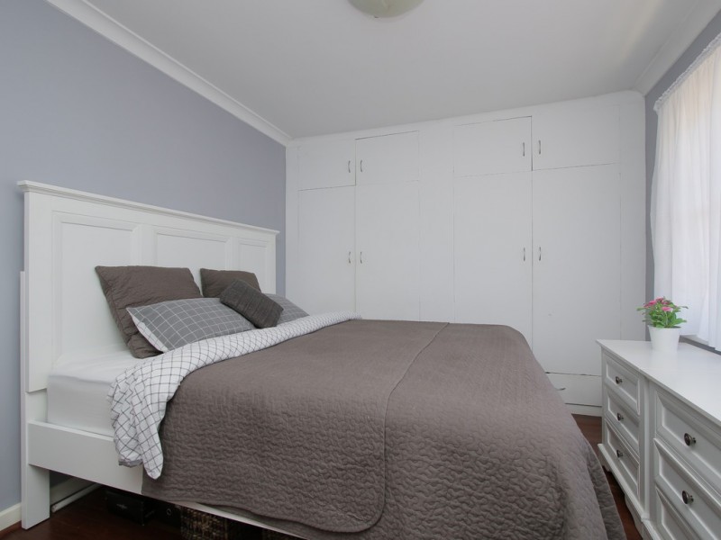 15 Letsom Way, Langford WA 6147