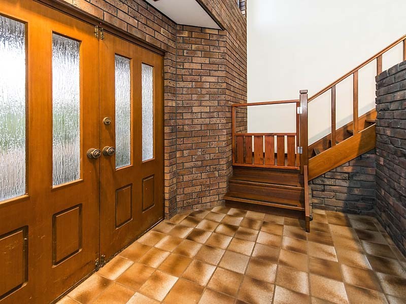 8 Kylie Road, Roleystone WA 6111