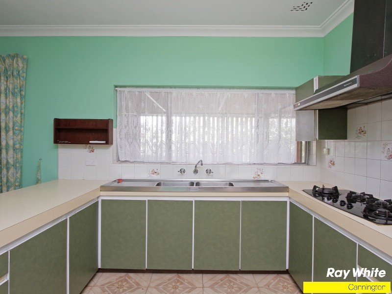 9 Bromley Street, Beckenham WA 6107