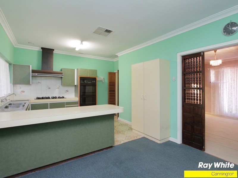 9 Bromley Street, Beckenham WA 6107