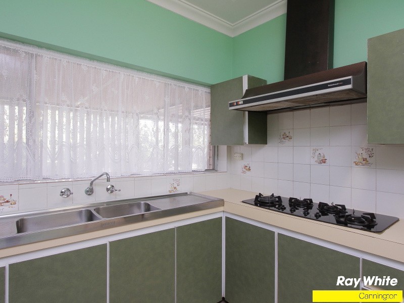 9 Bromley Street, Beckenham WA 6107