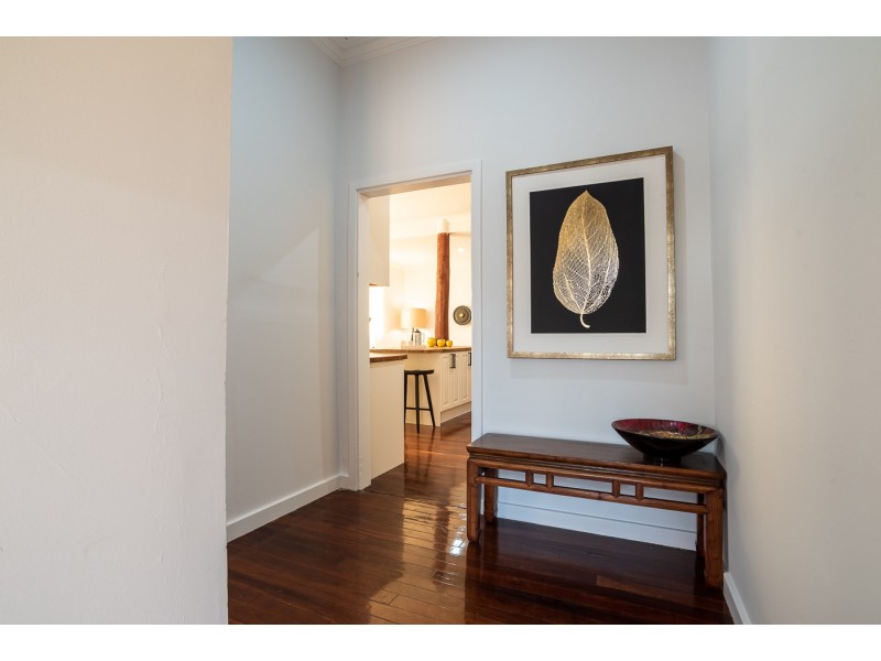 26 Redcliffe Street, East Cannington WA 6107