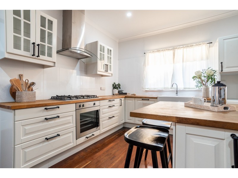 26 Redcliffe Street, East Cannington WA 6107