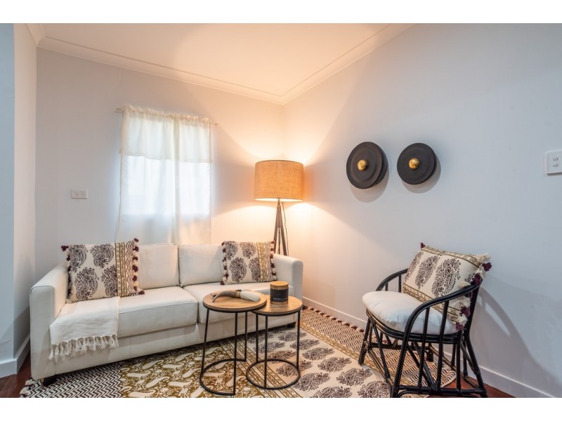 26 Redcliffe Street, East Cannington WA 6107