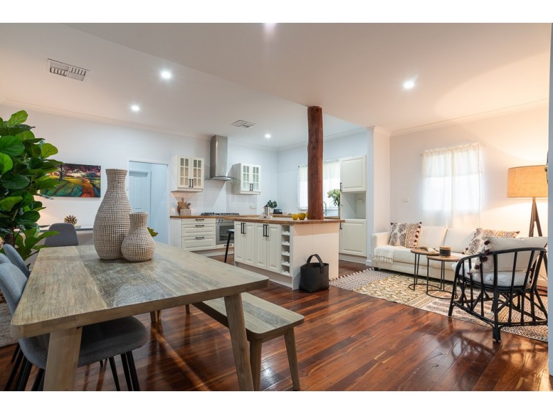 26 Redcliffe Street, East Cannington WA 6107