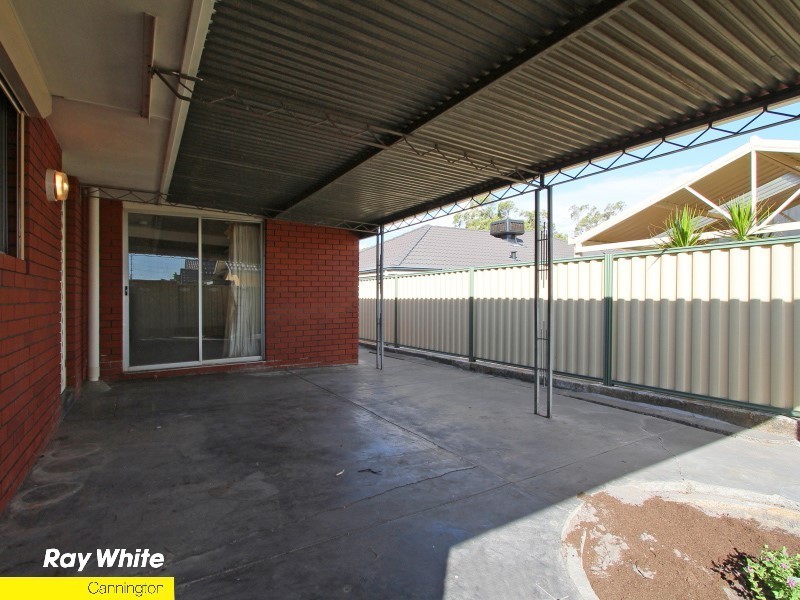 111 Mills Street, Queens Park WA 6107