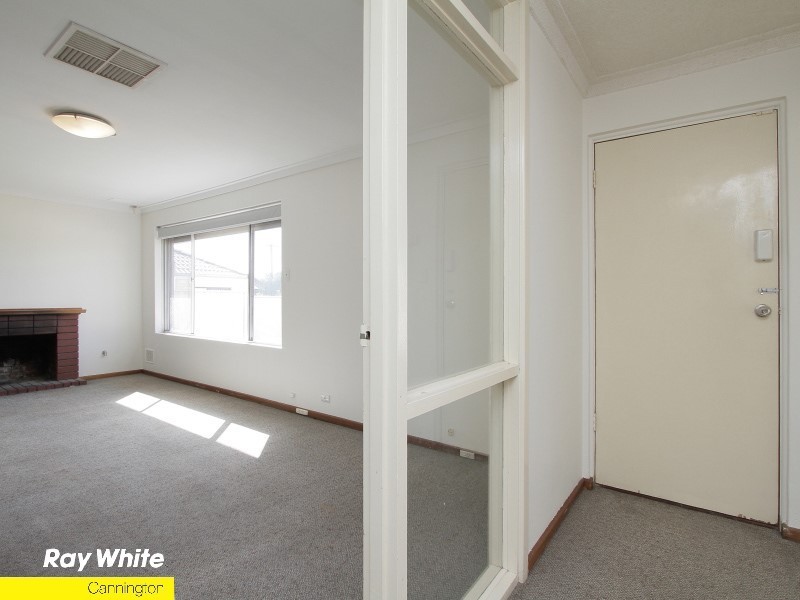 111 Mills Street, Queens Park WA 6107