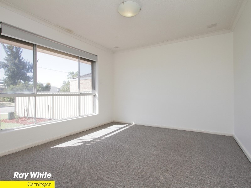 111 Mills Street, Queens Park WA 6107