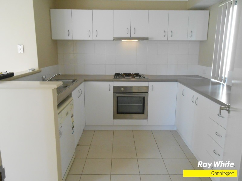 6/40 Mica Mews, Wattle Grove WA 6107