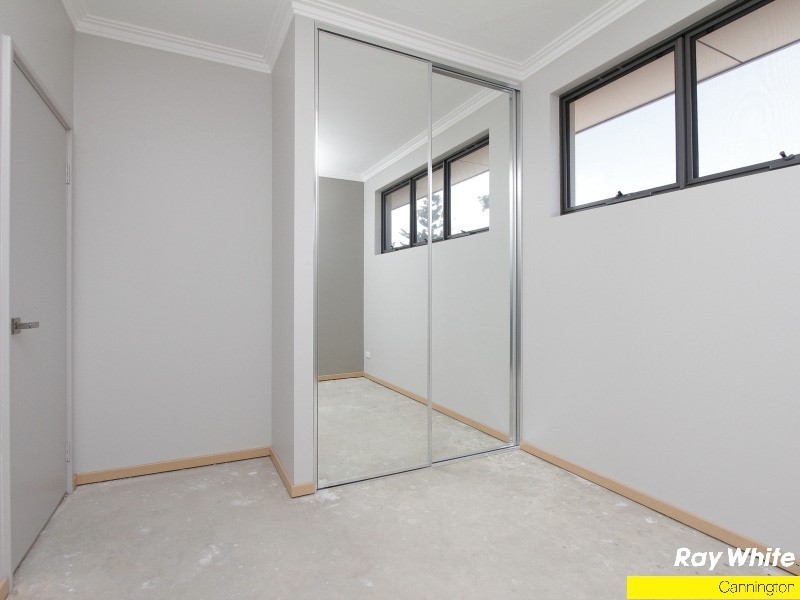 12b Teaguer Street, Wilson WA 6107