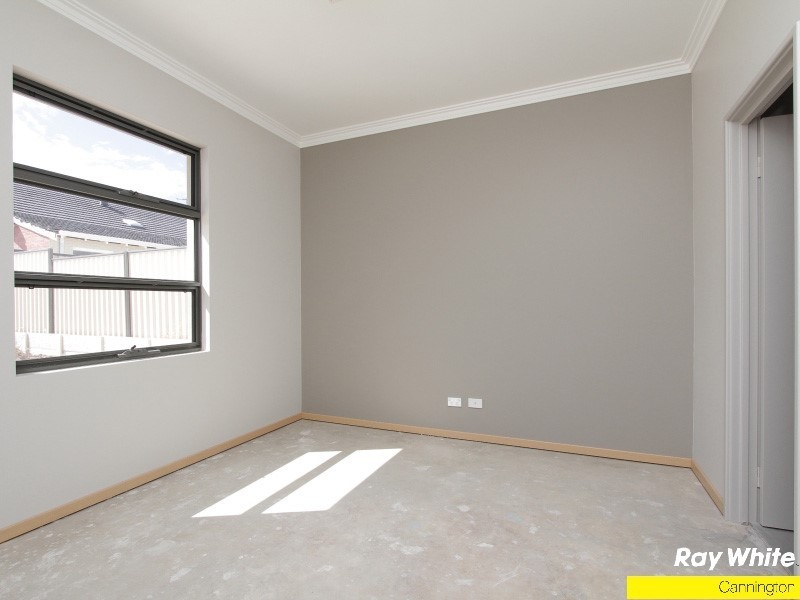 12b Teaguer Street, Wilson WA 6107