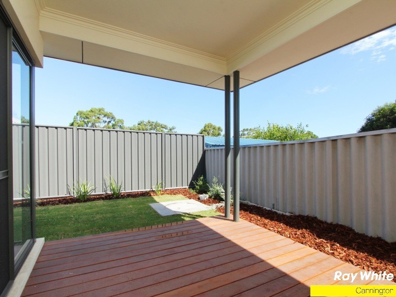 12b Teaguer Street, Wilson WA 6107