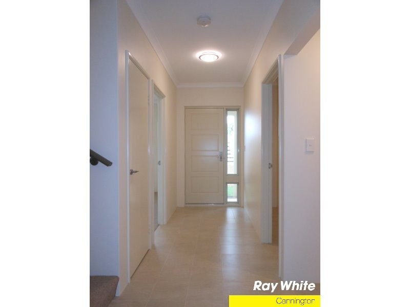 1/7 Leslie Street, Cannington WA 6107
