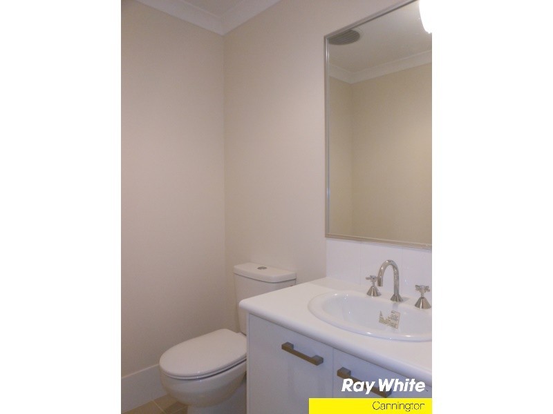 1/7 Leslie Street, Cannington WA 6107