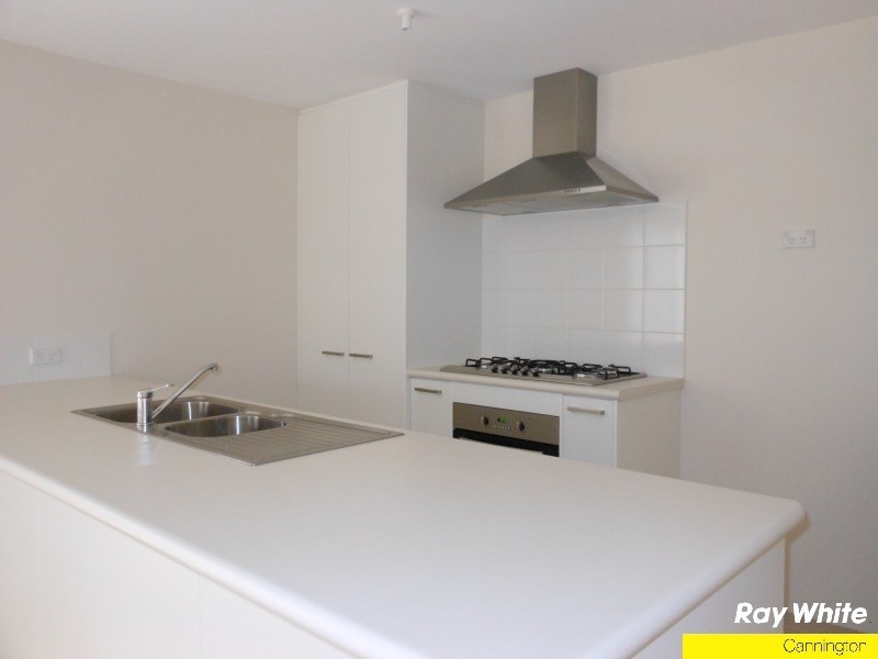 8/7 Leslie Street, Cannington WA 6107