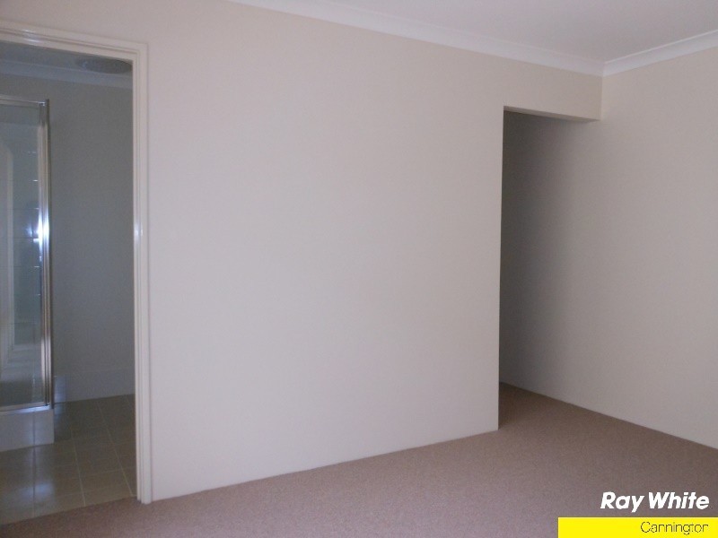 8/7 Leslie Street, Cannington WA 6107